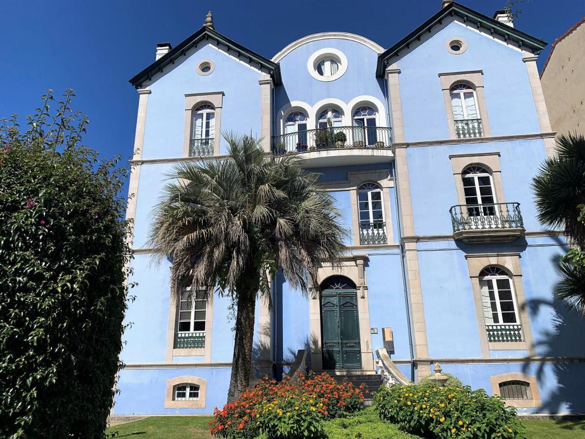 라네스 Apartamento Duplex Planta Baja Con Aparcamiento Gratuito En Palacio De Mijares 아파트 외부 사진